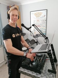 DJ Bud on Cruise FM